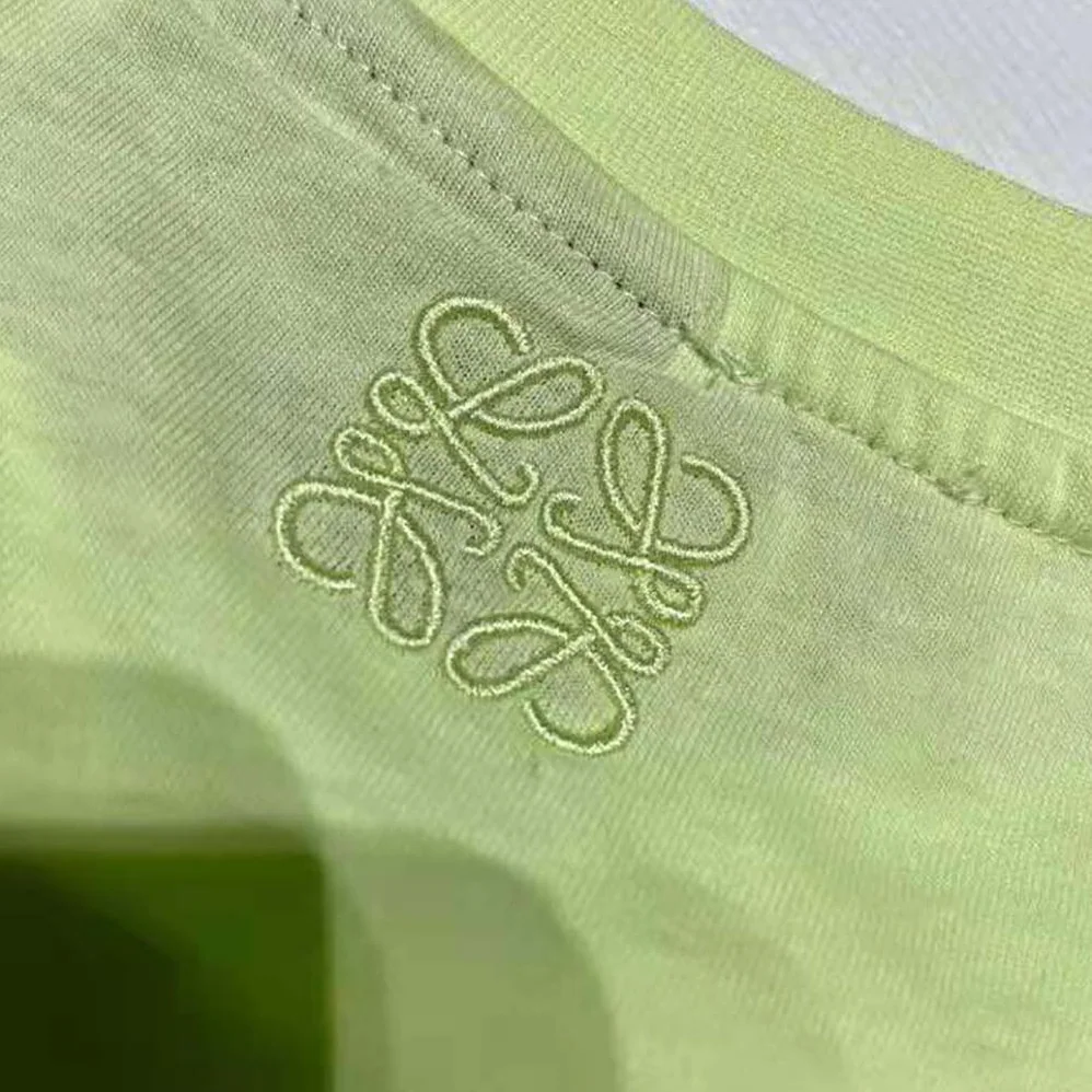 Loewe Kiwi T-shirt in Cotton for Women in Green Loewe Kiwi T-shirt in Cotton for Women in Green