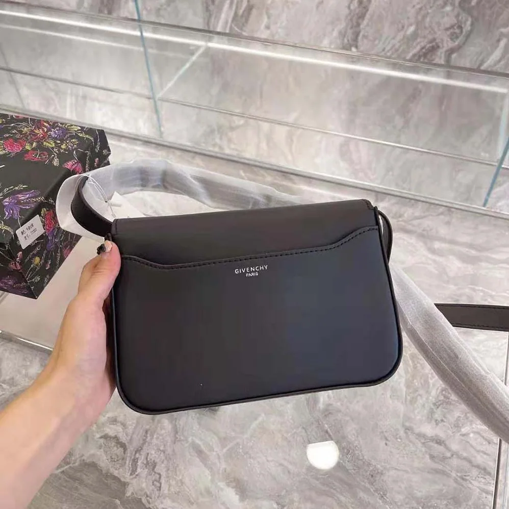 Givenchy Medium 4G Bag in Box Leather for Women Givenchy Medium 4G Bag in Box Leather for Women