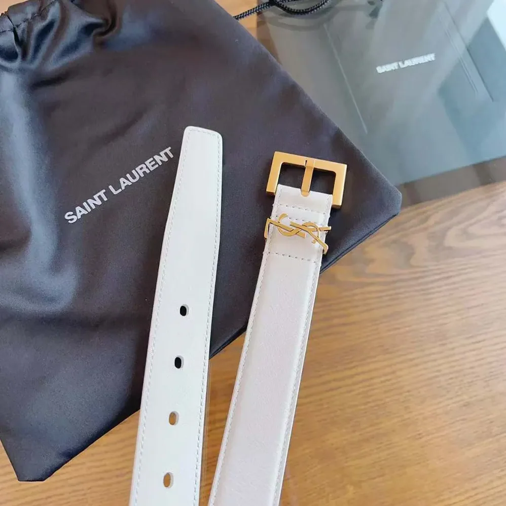 Saint Laurent YSL Cassandre Thin Belt with Square Buckle in Lacquered Leather for Women in White Saint Laurent YSL Cassandre Thin Belt with Square Buckle in Lacquered Leather for Women in White
