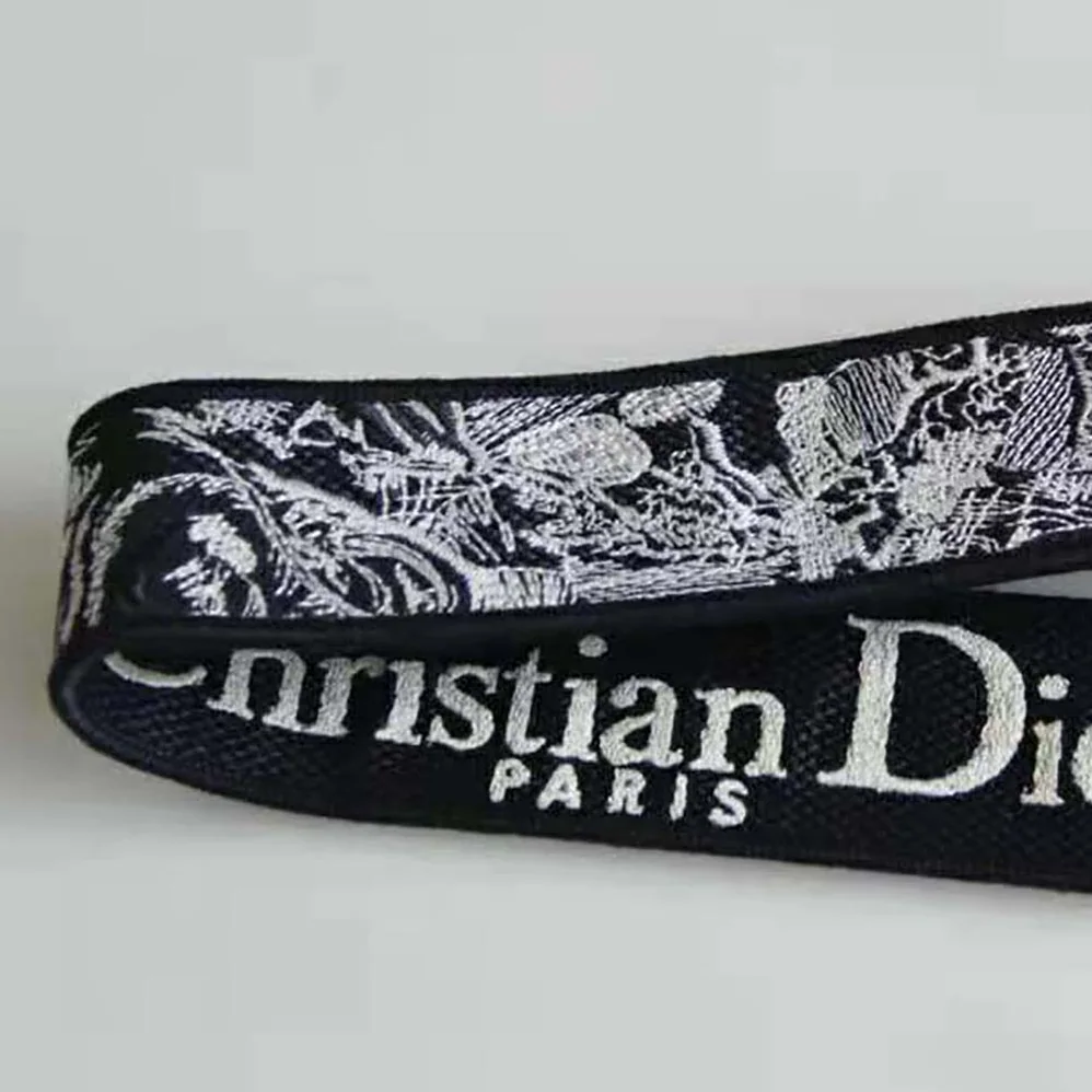 Dior Medium Lady D-lite Bag Blue Toile de Jouy Reverse Embroidery for Women Dior Medium Lady D-lite Bag Blue Toile de Jouy Reverse Embroidery for Women
