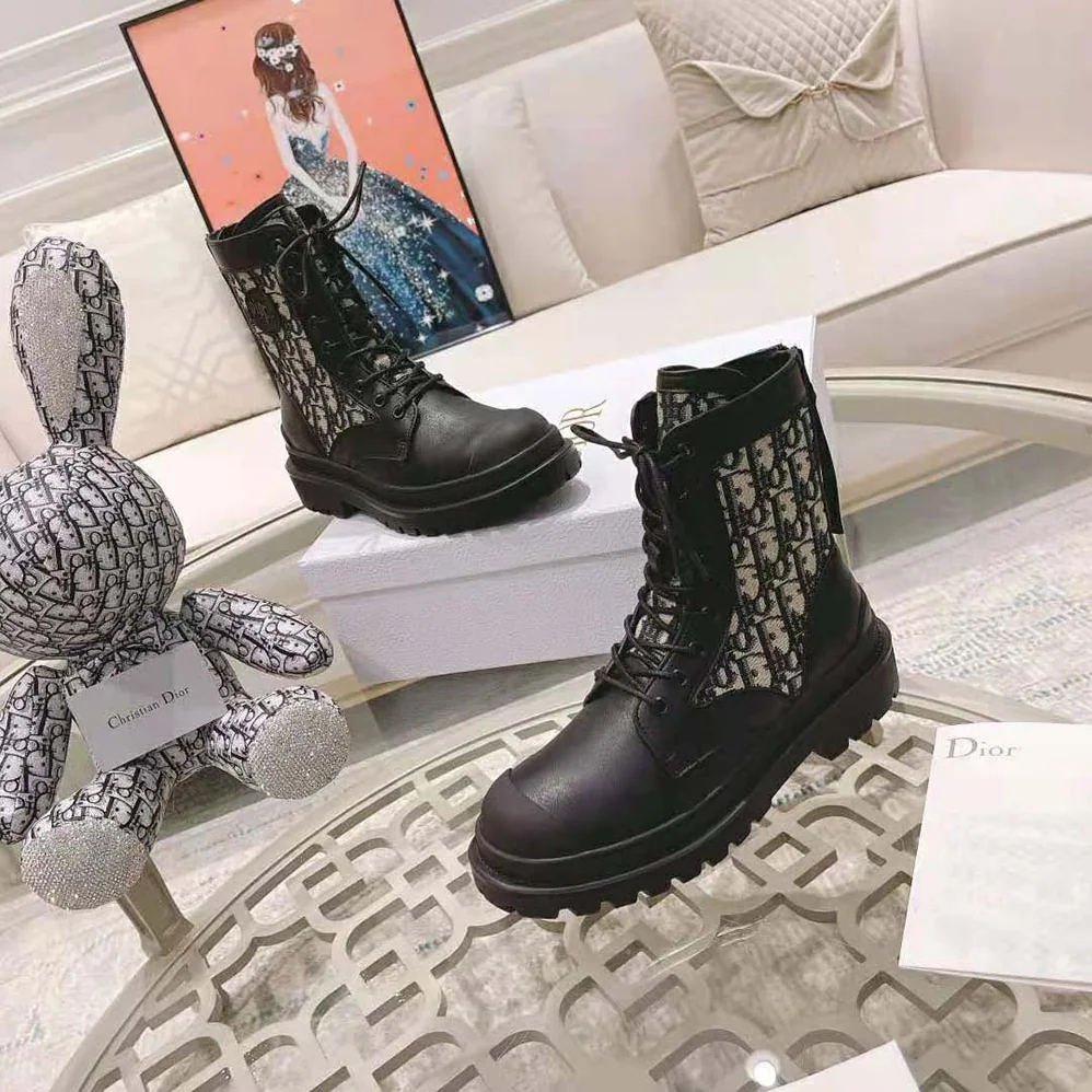 Dior Explorer Ankle Boot Beige and Black Dior Oblique Jacquard and Black Smooth Calfskin for Men Dior Explorer Ankle Boot Beige and Black Dior Oblique Jacquard and Black Smooth Calfskin for Men