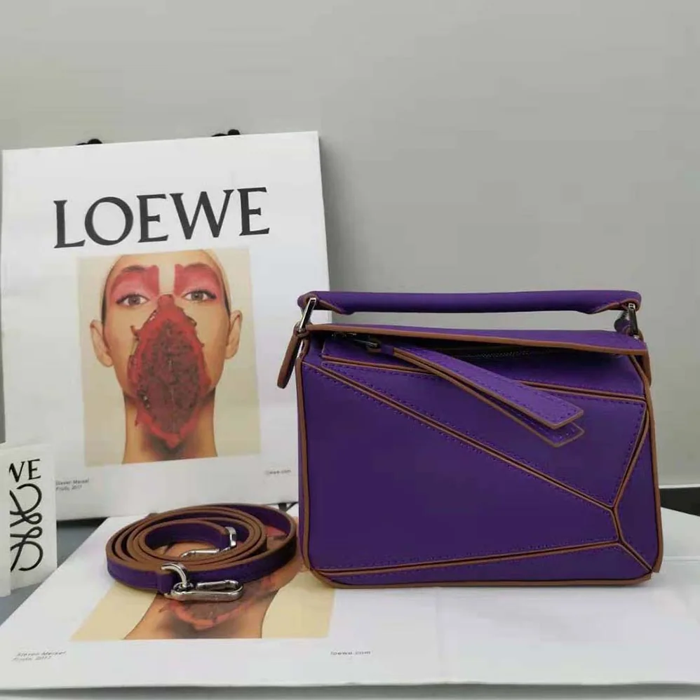 Loewe Mini Puzzle Bag in Classic Calfskin for Women in Purple Loewe Mini Puzzle Bag in Classic Calfskin for Women in Purple