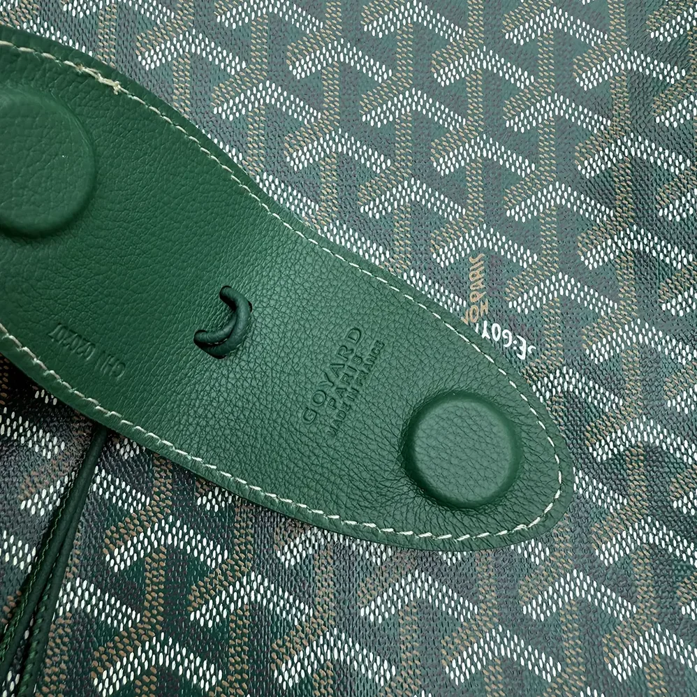 Goyard Saint Louis Gm Bag for Unisex in Green Goyard Saint Louis Gm Bag for Unisex in Green