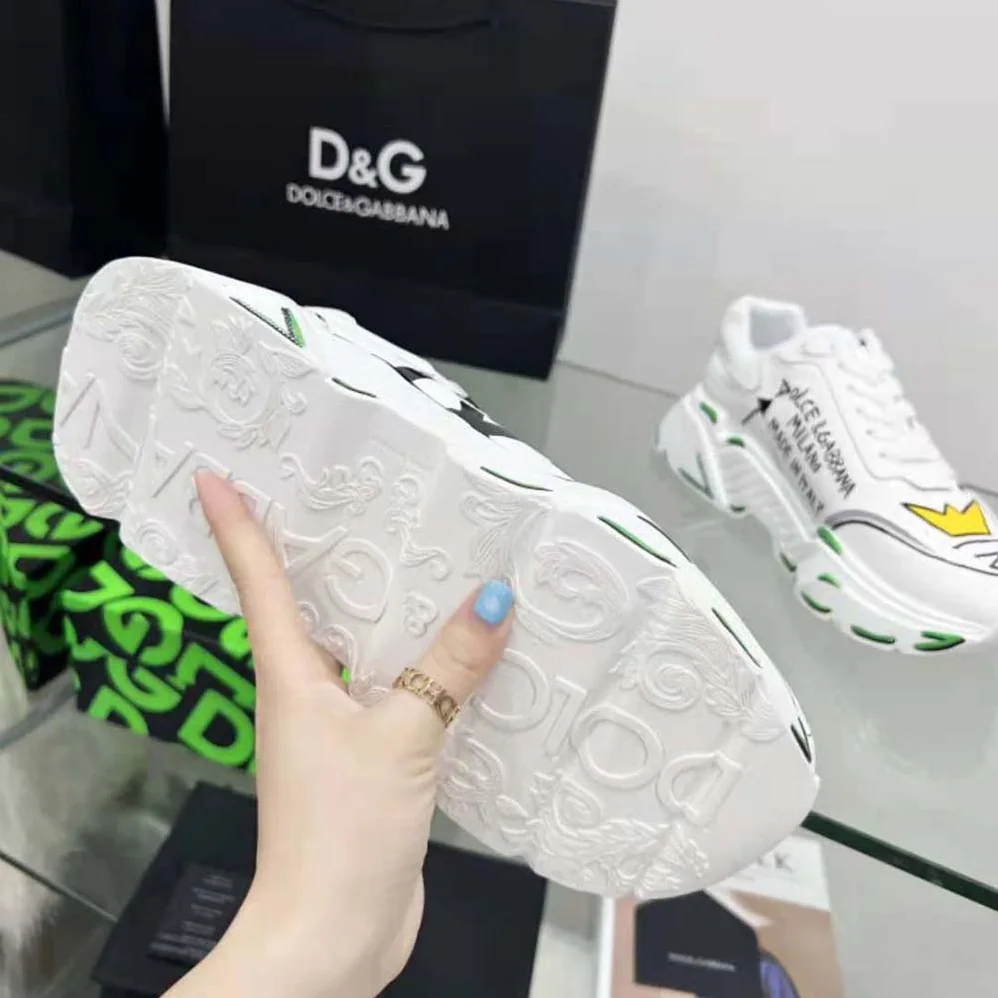 Dolce Gabbana D&G Calfskin Nappa Daymaster Sneakers for Unisex in White Dolce Gabbana D&G Calfskin Nappa Daymaster Sneakers for Unisex in White