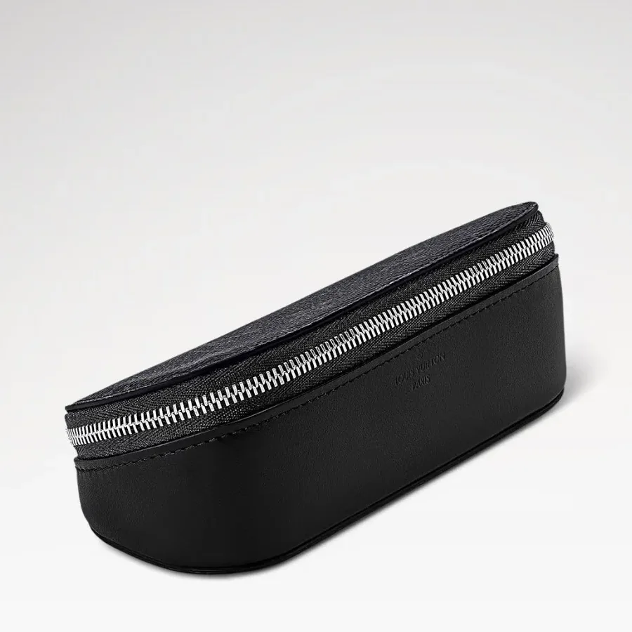 Louis Vuitton Sunglasses Pouch GM Monogram Eclipse Louis Vuitton Sunglasses Pouch GM Monogram Eclipse