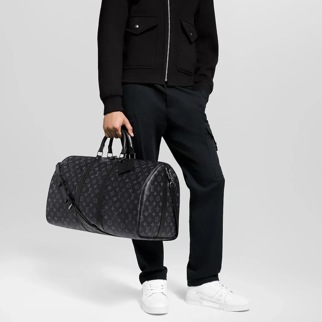 Louis Vuitton Keepall Bandouliere 55 Travel Bag / Black Monogram Eclipse Silver Hardawre Louis Vuitton Keepall Bandouliere 55 Travel Bag / Black Monogram Eclipse Silver Hardawre