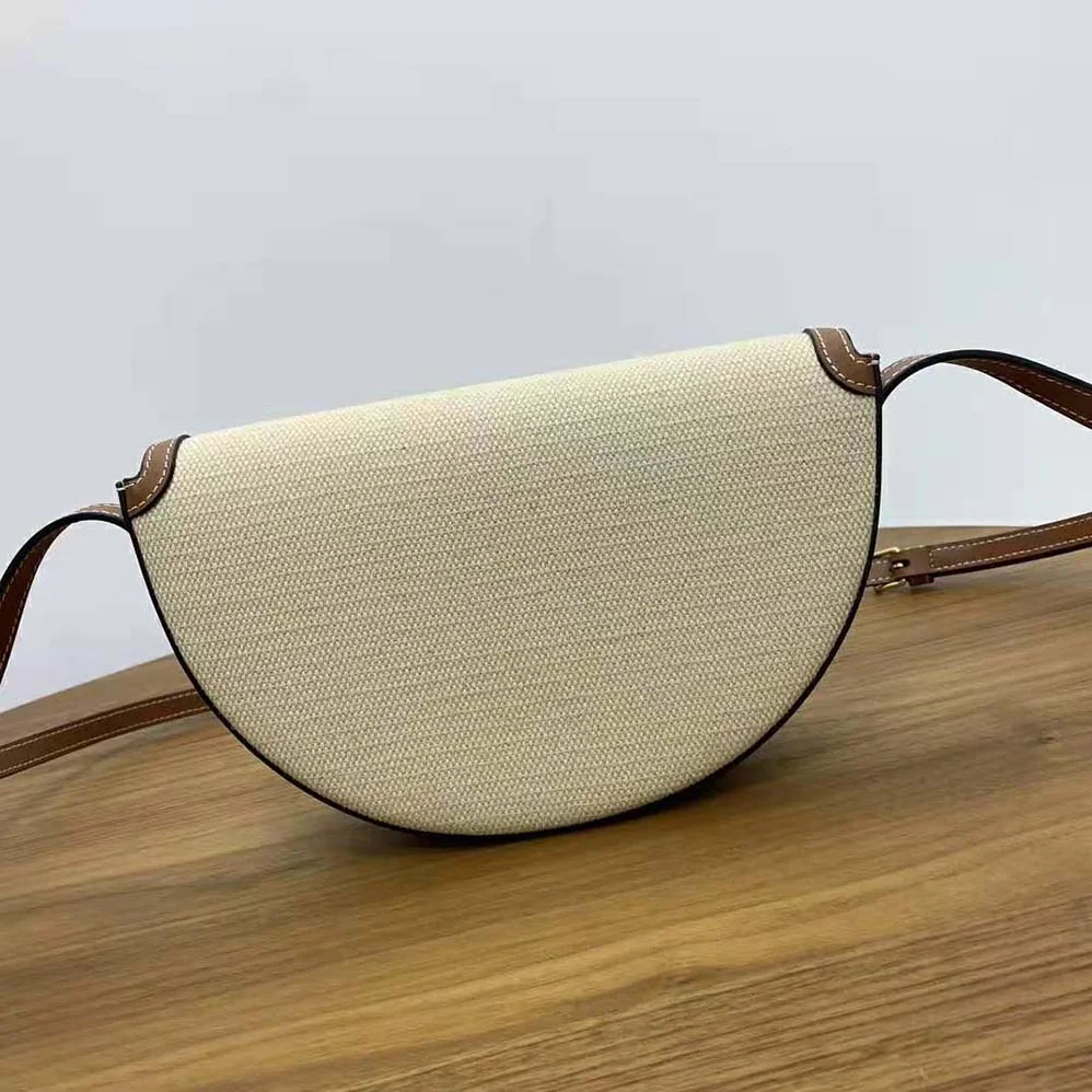 Celine Besace Cuir Triomphe in Triomphe Tanvas and Talfskin for Women in Beige Celine Besace Cuir Triomphe in Triomphe Tanvas and Talfskin for Women in Beige