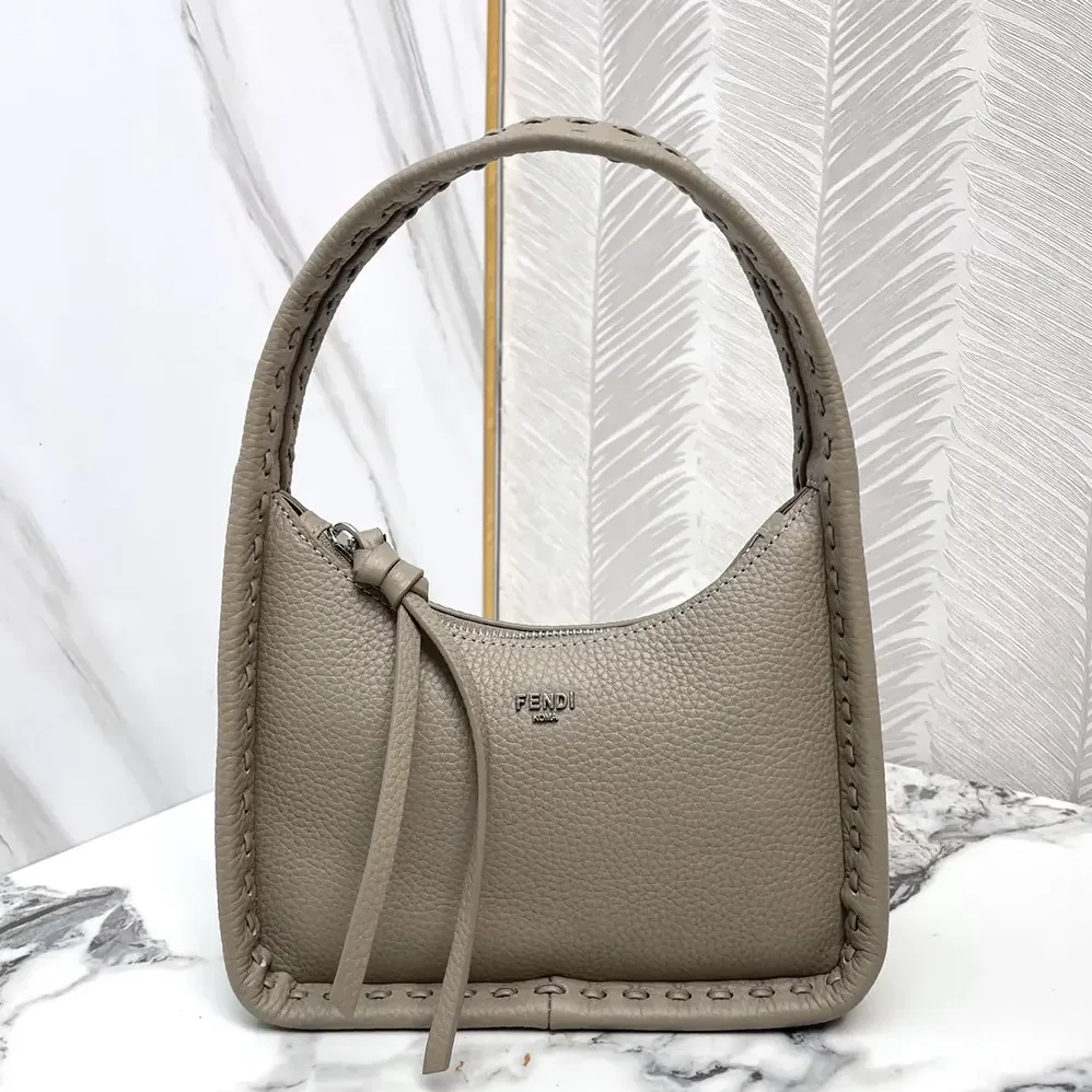 Fendi Mini Fendessence Small Dove Gray Selleria Bag with 264 Hand for Women in sewn Topstitches Fendi Mini Fendessence Small Dove Gray Selleria Bag with 264 Hand for Women in sewn Topstitches