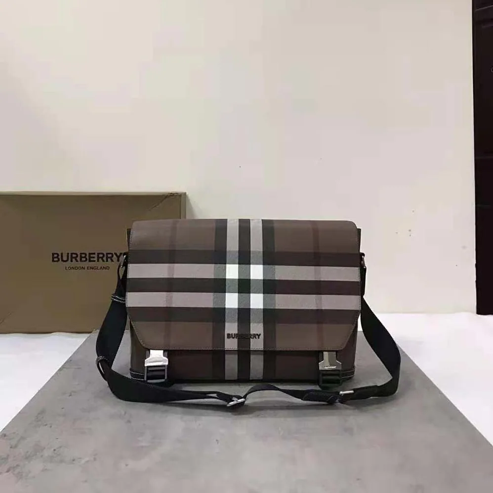 Burberry Large Wright Bag in Calf Leather for Men in Brown Burberry Large Wright Bag in Calf Leather for Men in Brown