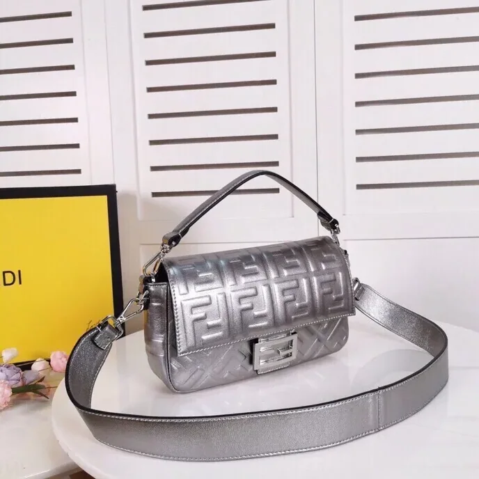 Fendi Baguette Chain Midi Medium Silver Bag For Woman /