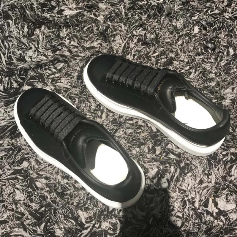 Alexander Mcqueen Oversized Sneaker with Black Matte Calf Leather for Unisex Alexander Mcqueen Oversized Sneaker with Black Matte Calf Leather for Unisex