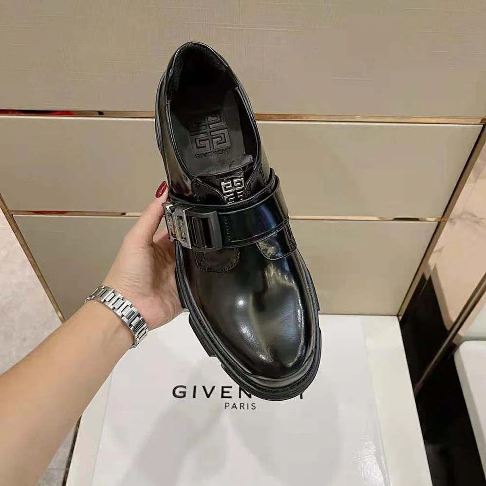 Givenchy Terra Derbies in Leather for Men in Black
