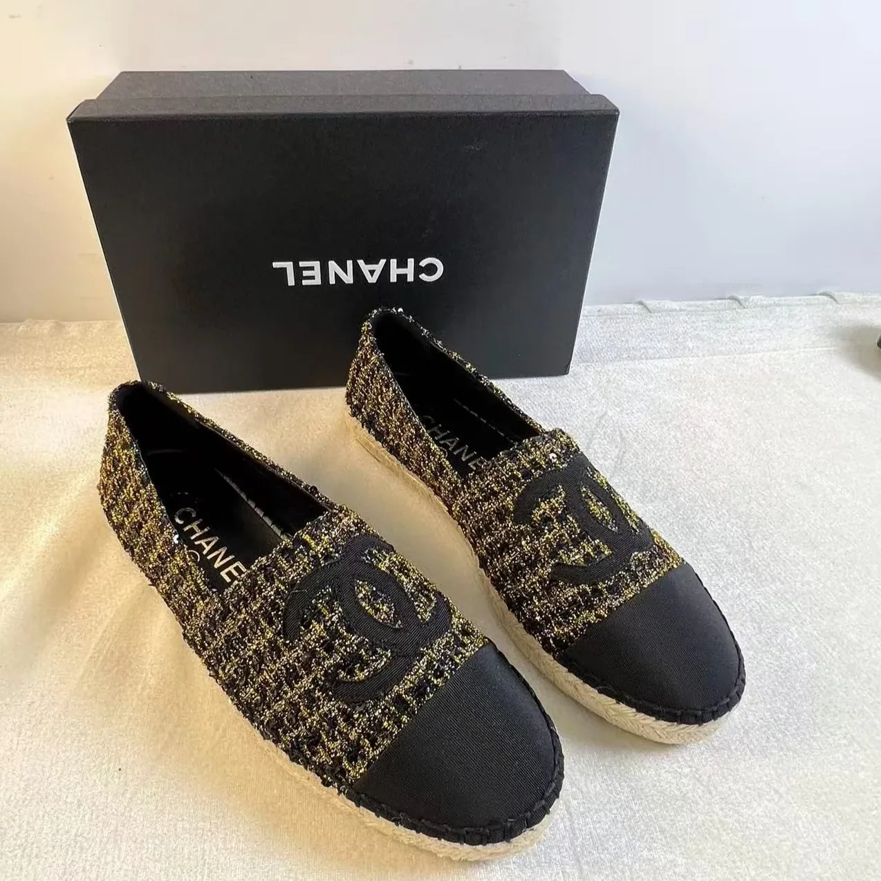 Chanel Espadrilles Tweed Black in Gold Chanel Espadrilles Tweed Black in Gold