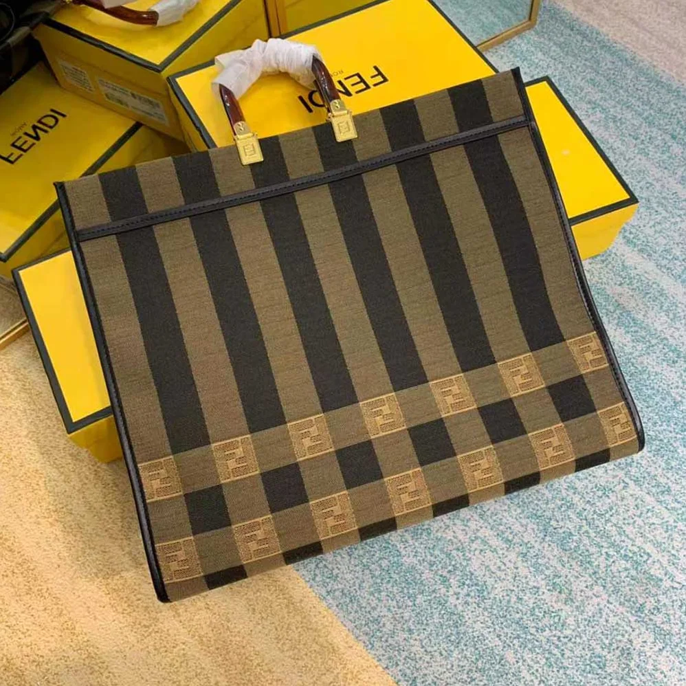 Fendi Sunshine Large Shopper in Brown Fabric for Women