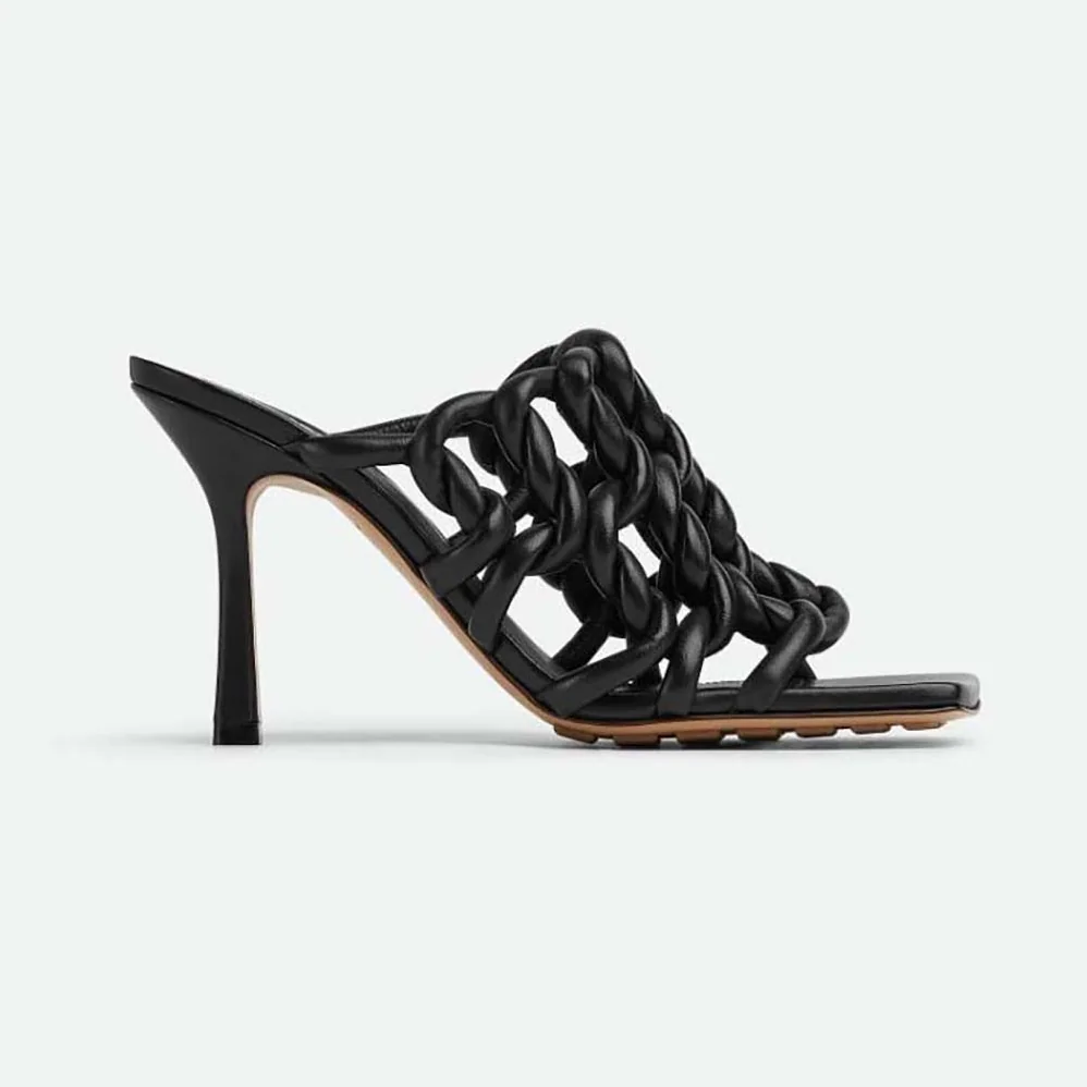 Bottega Veneta Stretch Twist Mule Hand-Twisted Tubular Leather for Women in Black Bottega Veneta Stretch Twist Mule Hand-Twisted Tubular Leather for Women in Black