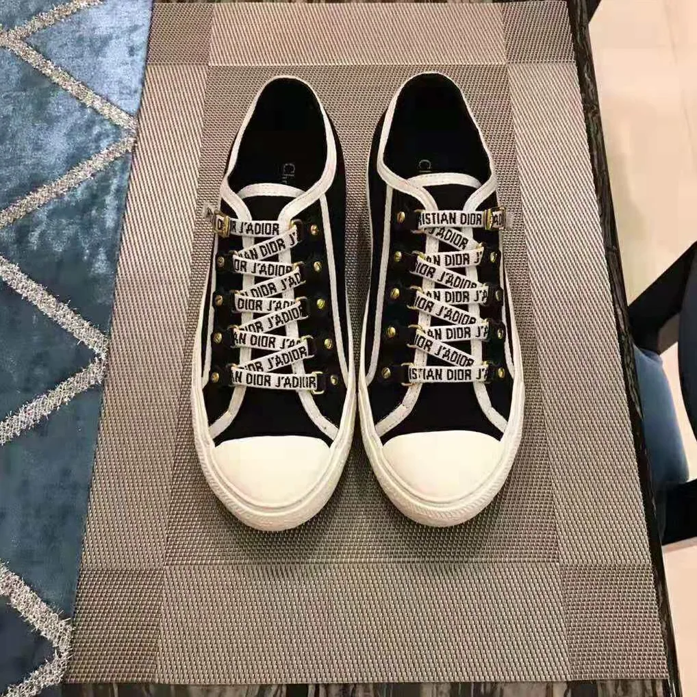 Dior Walk'N'Dior Low-Top Sneaker in Black Canvas for Women Dior Walk'N'Dior Low-Top Sneaker in Black Canvas for Women