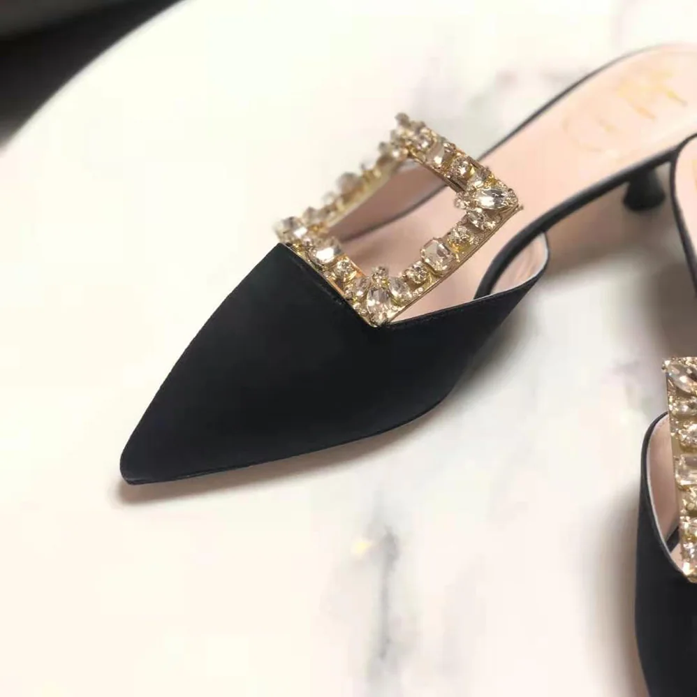 Roger Vivier Broche Vivier Buckle Mules in Satin 4.5 cm Heel for Women in Black