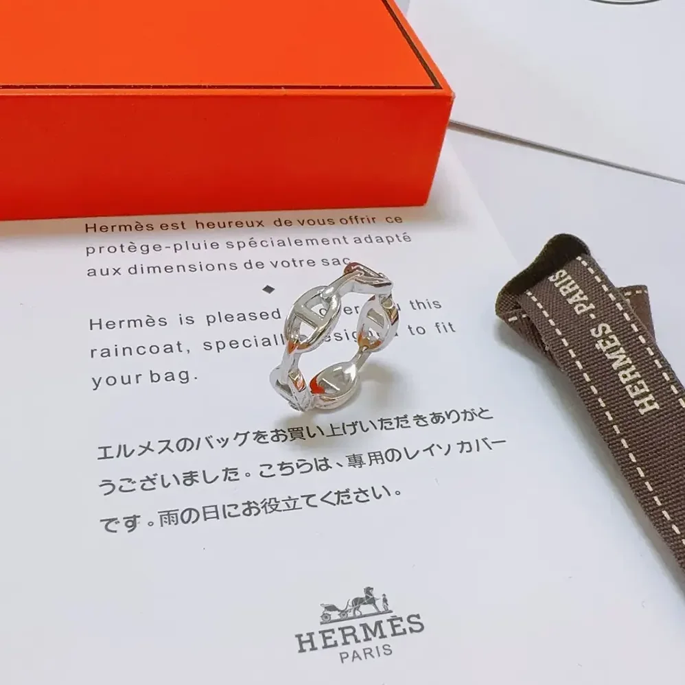 Hermes Chaine D Ancre Enchainee Ring Small Model for Women Hermes Chaine D Ancre Enchainee Ring Small Model for Women