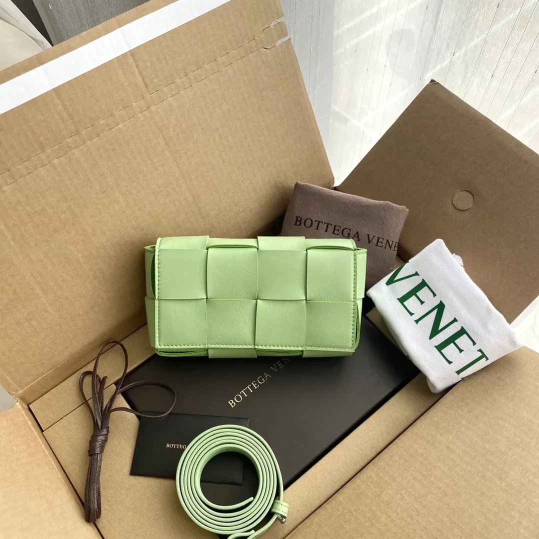Bottega Veneta Belt Cassette Banana Green