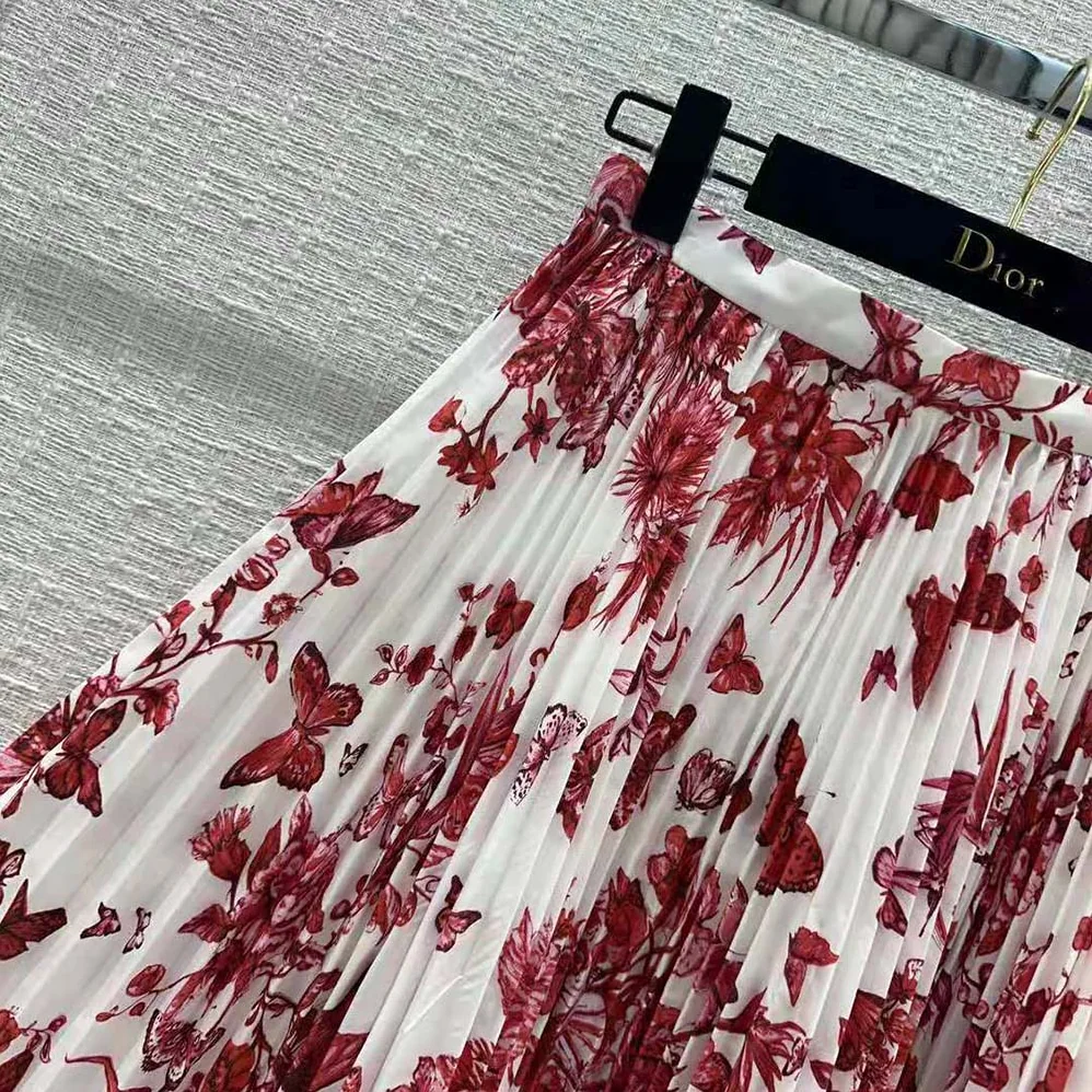 Dior Mid-Length Pleated Skirt White Cotton Denim with Red Toile de Jouy Mexico Motif for Women Dior Mid-Length Pleated Skirt White Cotton Denim with Red Toile de Jouy Mexico Motif for Women