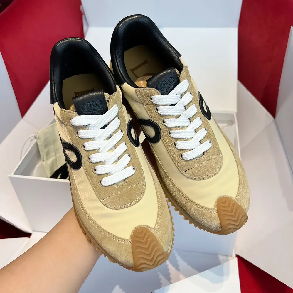 Loewe Flow Runner in Nylon and Suede for Unisex in Gold/Black Loewe Flow Runner in Nylon and Suede for Unisex in Gold/Black