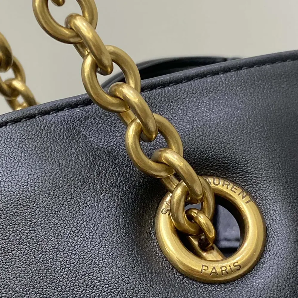 Saint Laurent YSL Jamie Shopping in Lambskin for Women in Black Saint Laurent YSL Jamie Shopping in Lambskin for Women in Black
