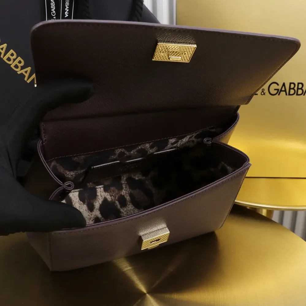 Dolce Gabbana D&G Small Sicily Handbag in Dauphine Calfskin for Women in Burgundy Dolce Gabbana D&G Small Sicily Handbag in Dauphine Calfskin for Women in Burgundy