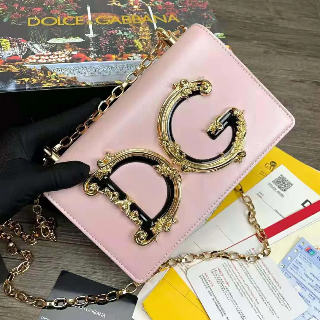Dolce Gabbana D&G Girls Shoulder Bag in Nappa Leather for Women in Pink