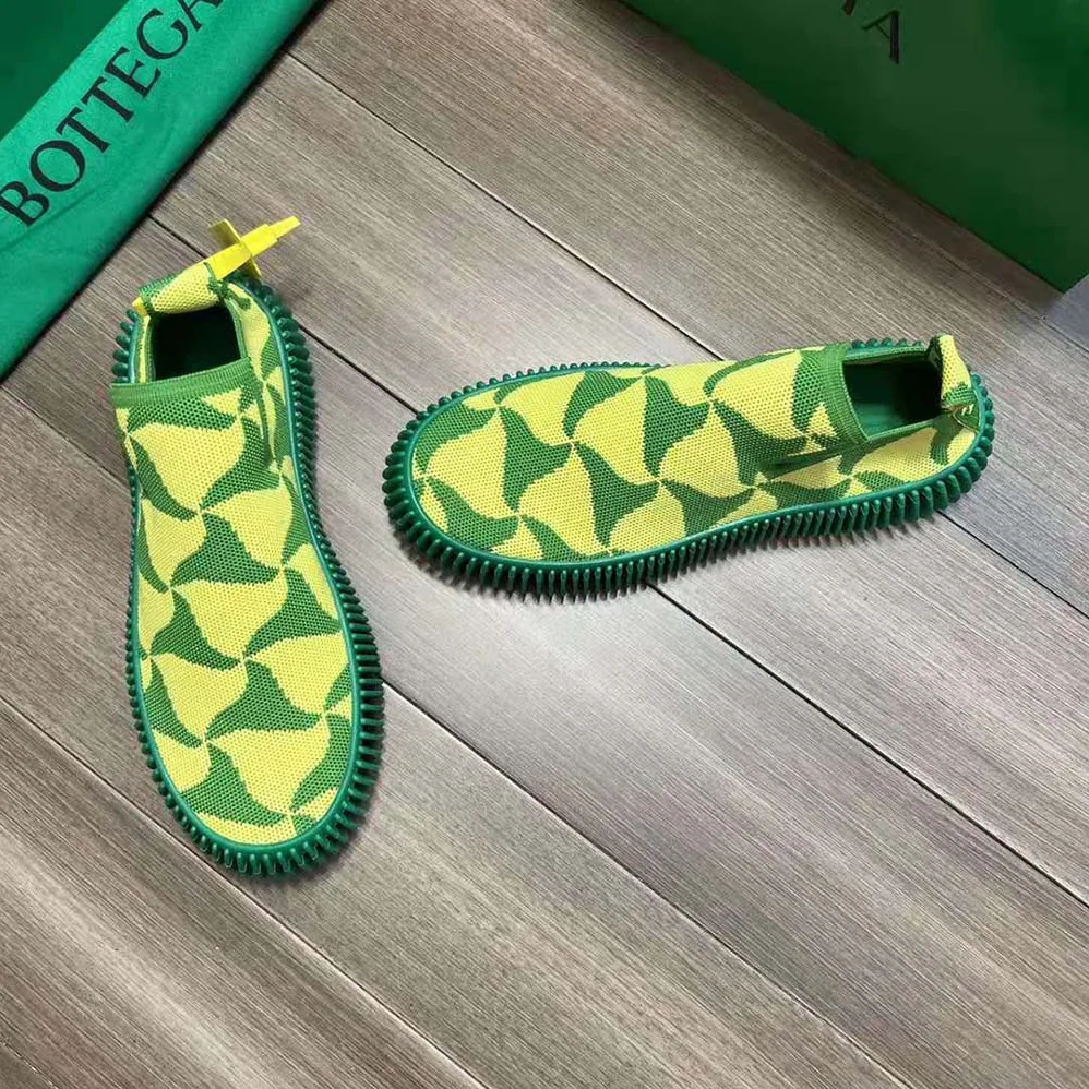Bottega Veneta Ripple Wavy Triangle Tech Knit Slip-on Sneakers for Unisex in Lime