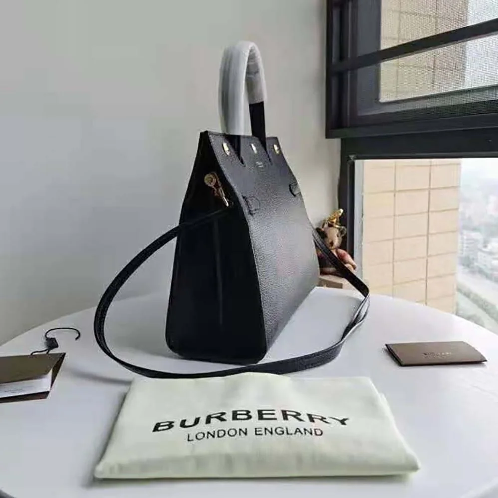 Burberry Small Leather Title Bag for Women in Black Burberry Small Leather Title Bag for Women in Black