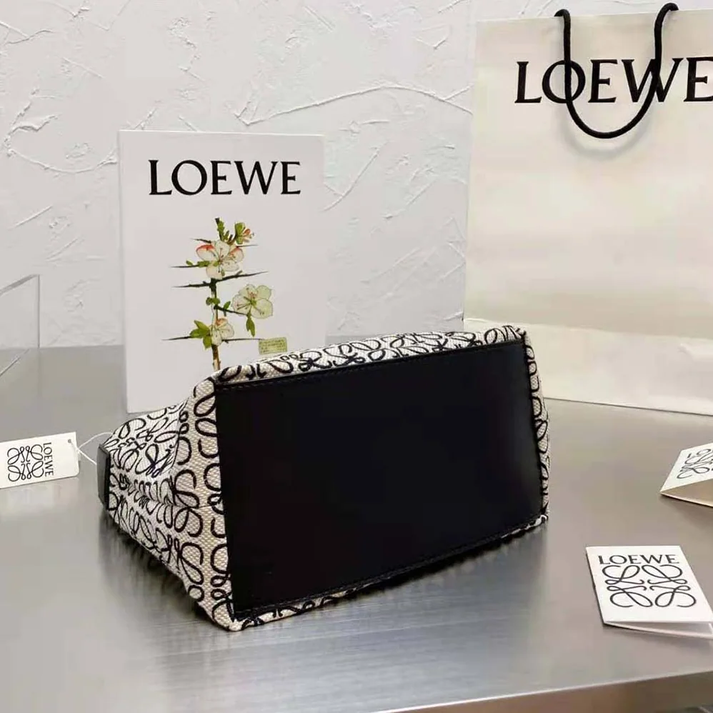 Loewe Cubi Bag in Anagram Jacquard and Calfskin for Women Loewe Cubi Bag in Anagram Jacquard and Calfskin for Women