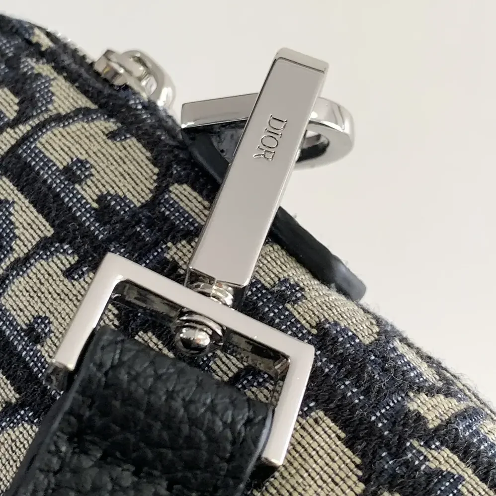 Dior Pouch Beige and Black Dior Oblique Jacquard for Men Dior Pouch Beige and Black Dior Oblique Jacquard for Men