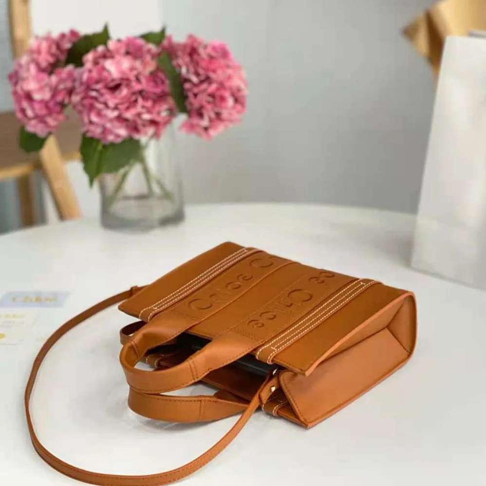 Chloe Small Woody Tote Bag for Women in Brown Chloe Small Woody Tote Bag for Women in Brown
