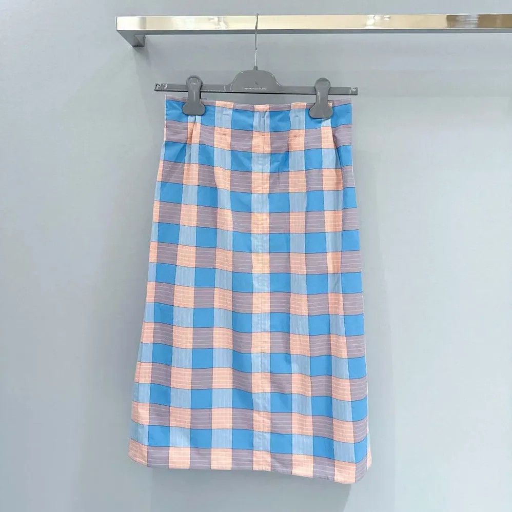 Prada Checked Poplin Midi for Women in skirt Prada Checked Poplin Midi for Women in skirt