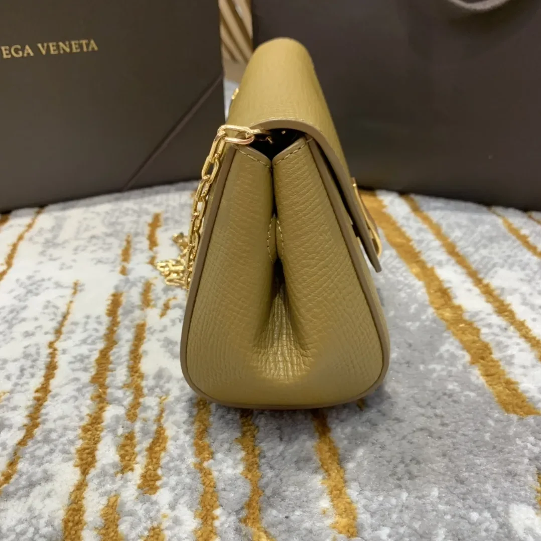 Bottega Veneta Mini Angle Palmellato Bag Cob Bottega Veneta Mini Angle Palmellato Bag Cob
