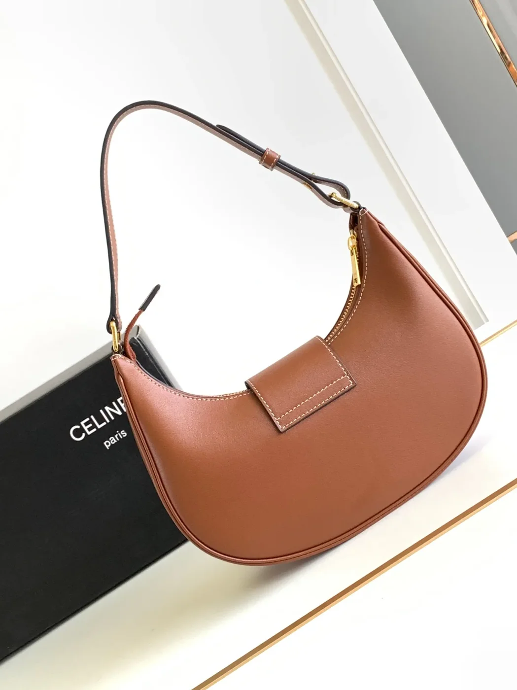 Celine Ava Triomphe Soft Bag Brown / .04LU Celine Ava Triomphe Soft Bag Brown / .04LU