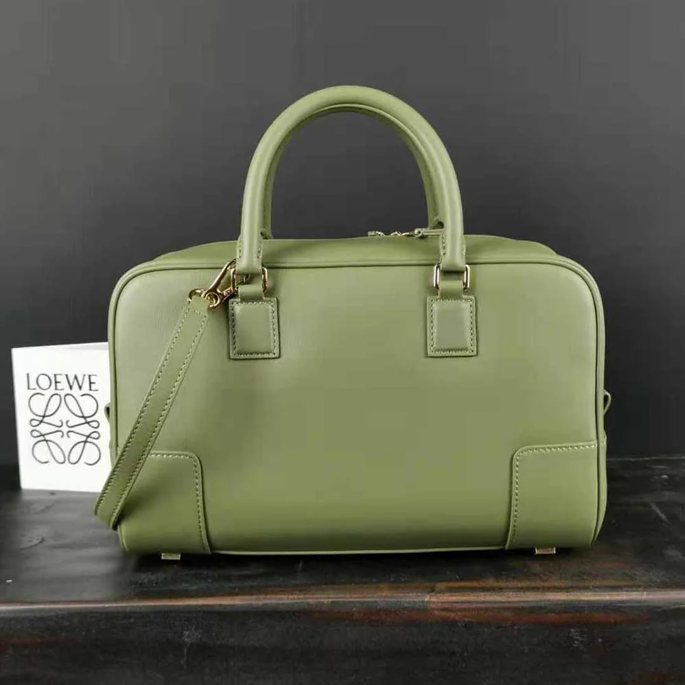 Loewe Amazona 28 Bag in Nappa Calfskin for Women in Green