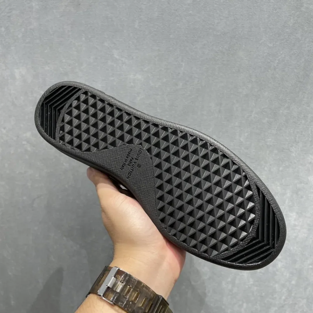 Louis Vuitton Luxembourg Samothrace Sneaker Black