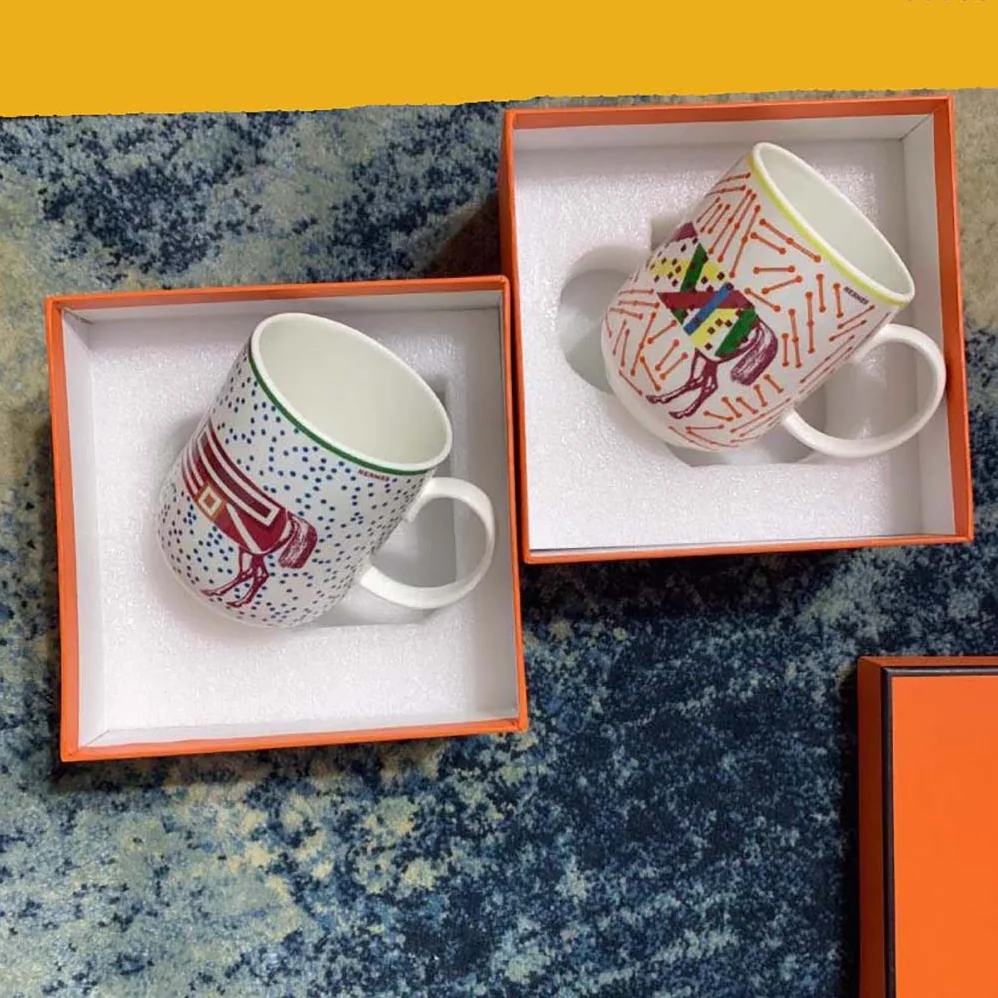 Hermes Hermes Hippomobile Set of 2 Mugs for Unisex Hermes Hermes Hippomobile Set of 2 Mugs for Unisex