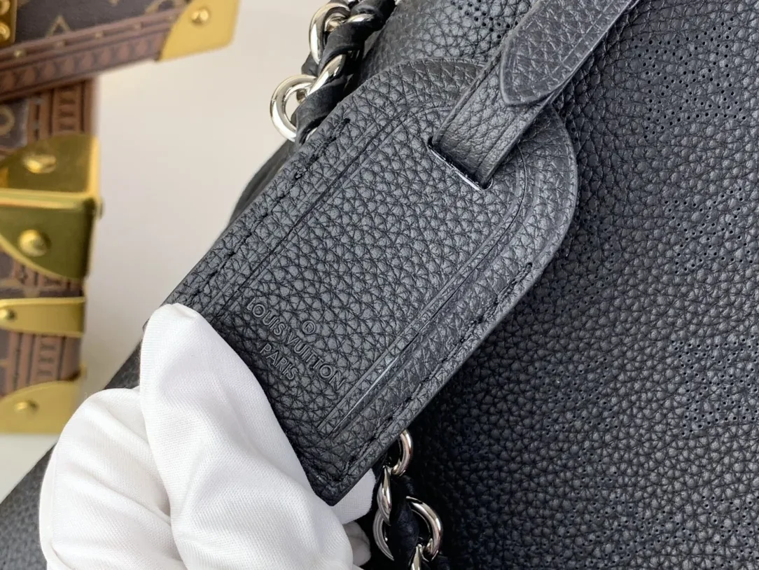 Louis Vuitton Hand It All MM Black / Louis Vuitton Hand It All MM Black /