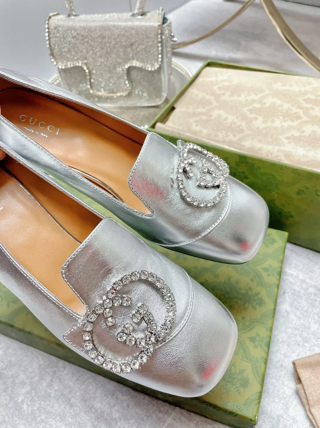 Gucci Mid-Heel Pump With GG Logo Silver for Women Gucci Mid-Heel Pump With GG Logo Silver for Women