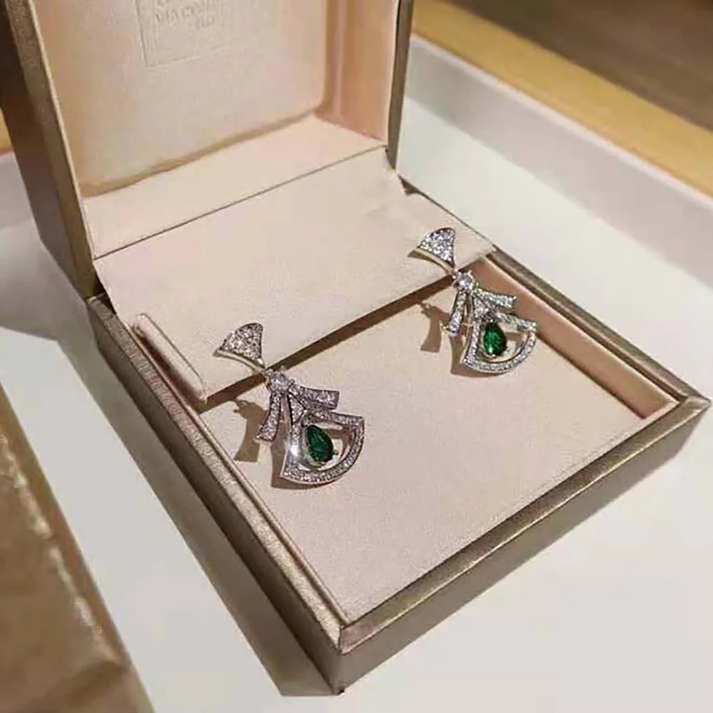 Bvlgari Divas Dream 18 KT White Gold Openwork Earrings for Women