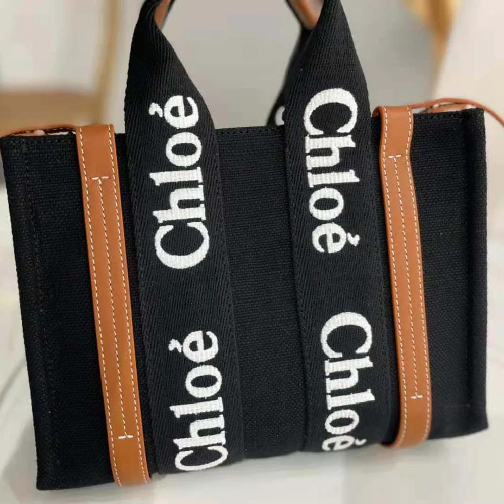 Chloe Small Woody Tote Bag for Women in Black Chloe Small Woody Tote Bag for Women in Black