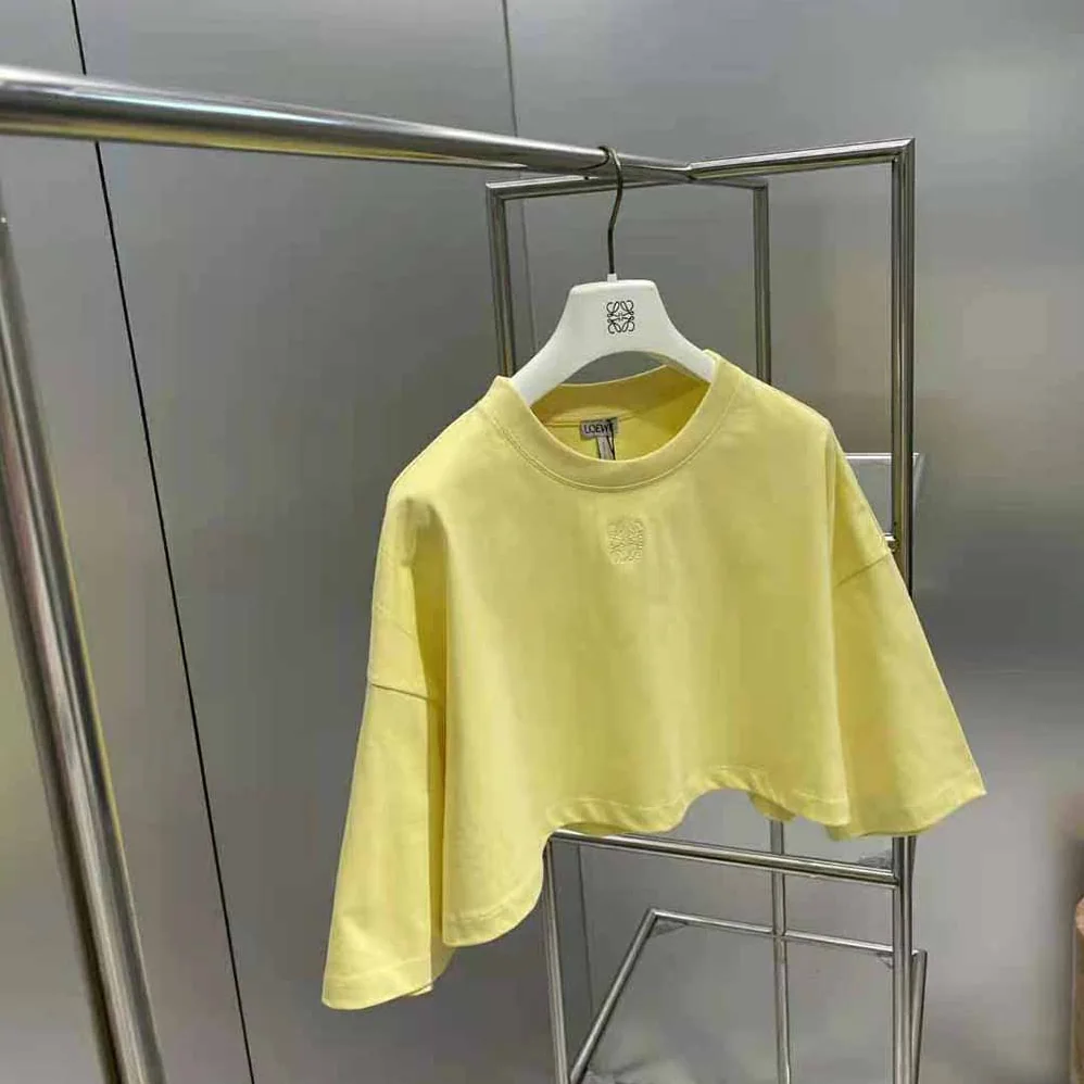 Loewe Cropped Anagram T-shirt in Cotton for Women in Yellow