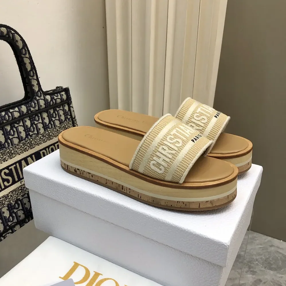 Dior Dway Platform Slide Natural Raffia and White Embroidered Cotton for Women