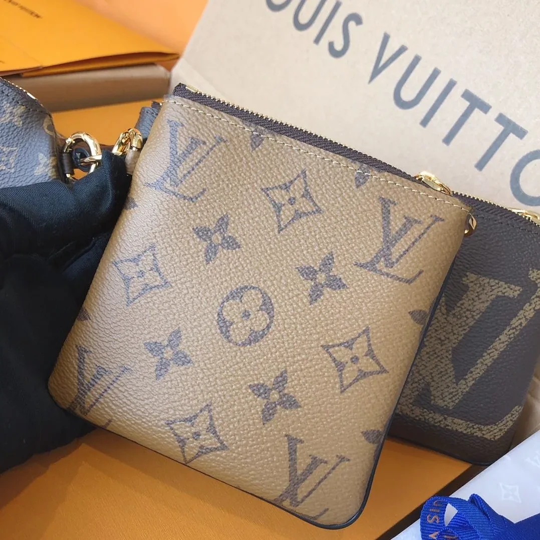 Louis Vuitton Trio Pouch Monogram Reverse /