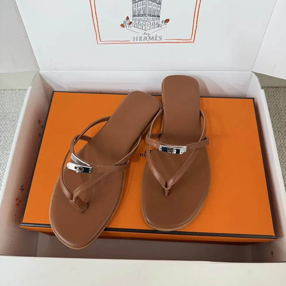 Hermes Miss Sandal in Calfskin for Women in Brown Hermes Miss Sandal in Calfskin for Women in Brown