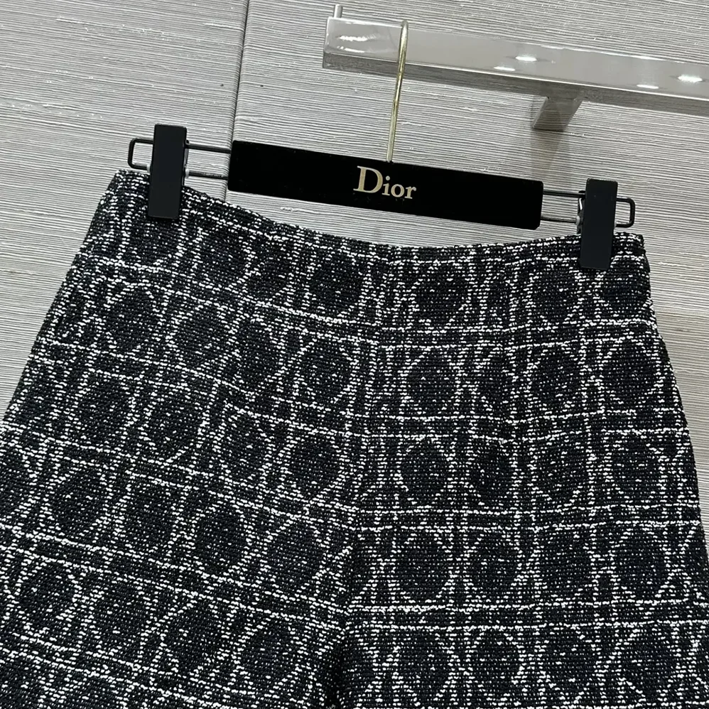 Dior Macrocannage Shorts Black and White Cotton Blend Tweed for Women Dior Macrocannage Shorts Black and White Cotton Blend Tweed for Women