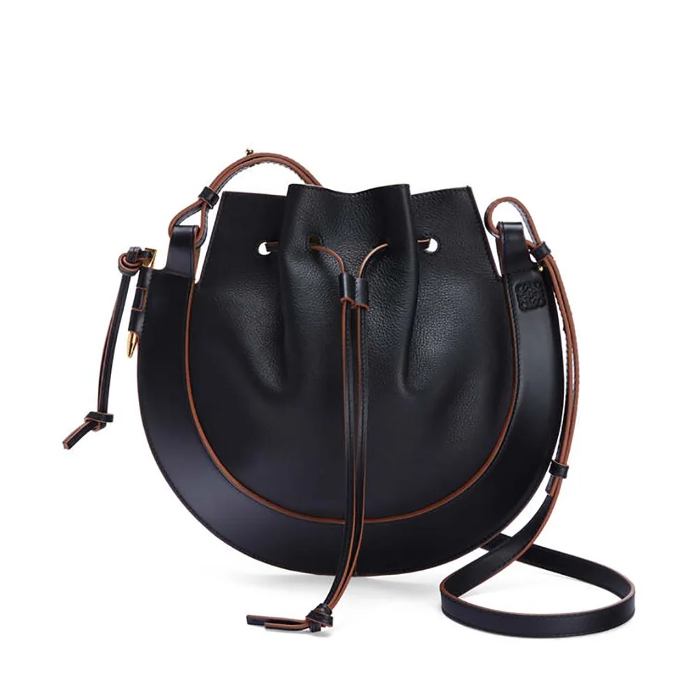 Loewe Horseshoe Bag in Nappa Calfskin for Women in Black Loewe Horseshoe Bag in Nappa Calfskin for Women in Black