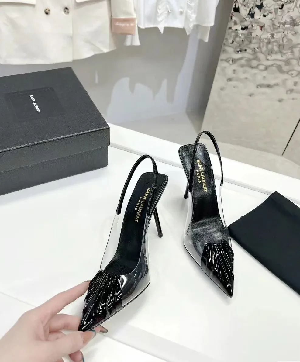 Saint Laurent Pointed in Toe Pumps Black